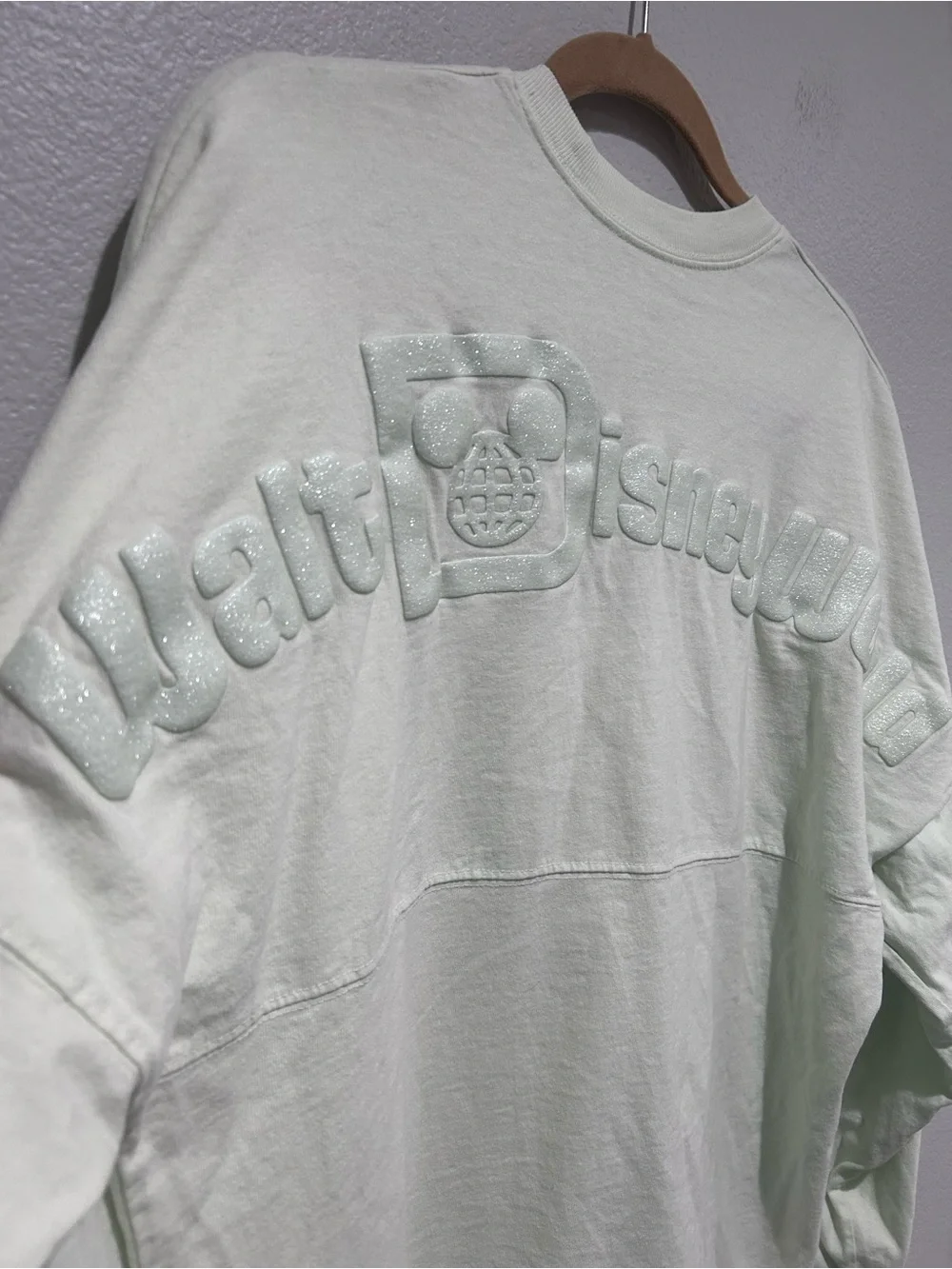 Disney world Light Mint Embossed Logo spirit jersey mint medium